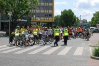 Policjanci wraz z funkcjonariuszami Straży Miejskiej zabezpieczyli rajd rowerowy w ramach XVIII edycji Święta Roweru w Tychach