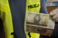 Mundurowi zabezpieczyli fałszywe banknoty, narkotyki, broń i amunicje