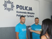 Policjanci z Tychów w sztafecie dla Wiktorii