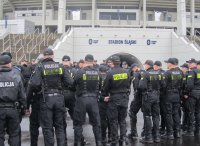 Tyscy policjanci ćwiczyli na Stadionie Śląskim