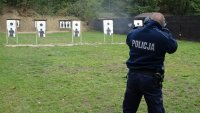 Trening strzelecki tyskich policjantów
